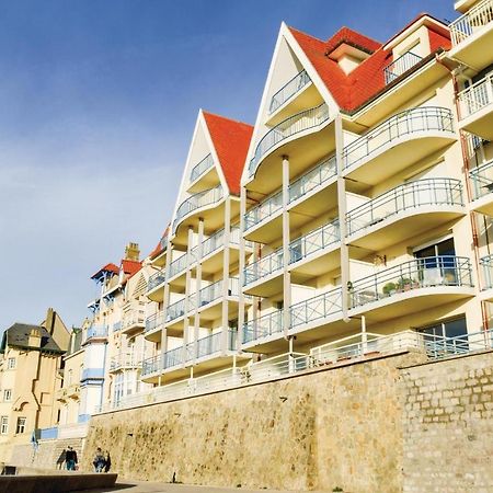 Awesome apartment in Wimereux with 1 Bedrooms Buitenkant foto