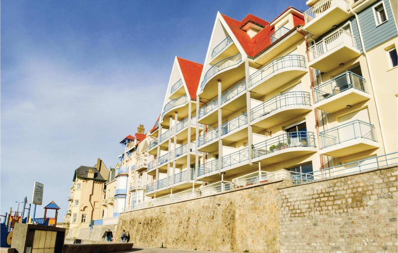Awesome apartment in Wimereux with 1 Bedrooms Buitenkant foto