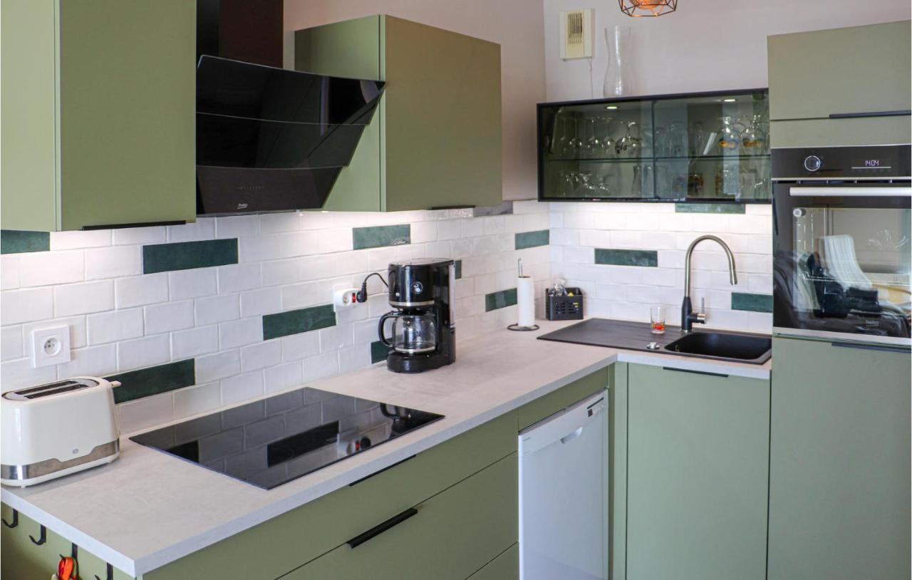 Awesome apartment in Wimereux with 1 Bedrooms Buitenkant foto