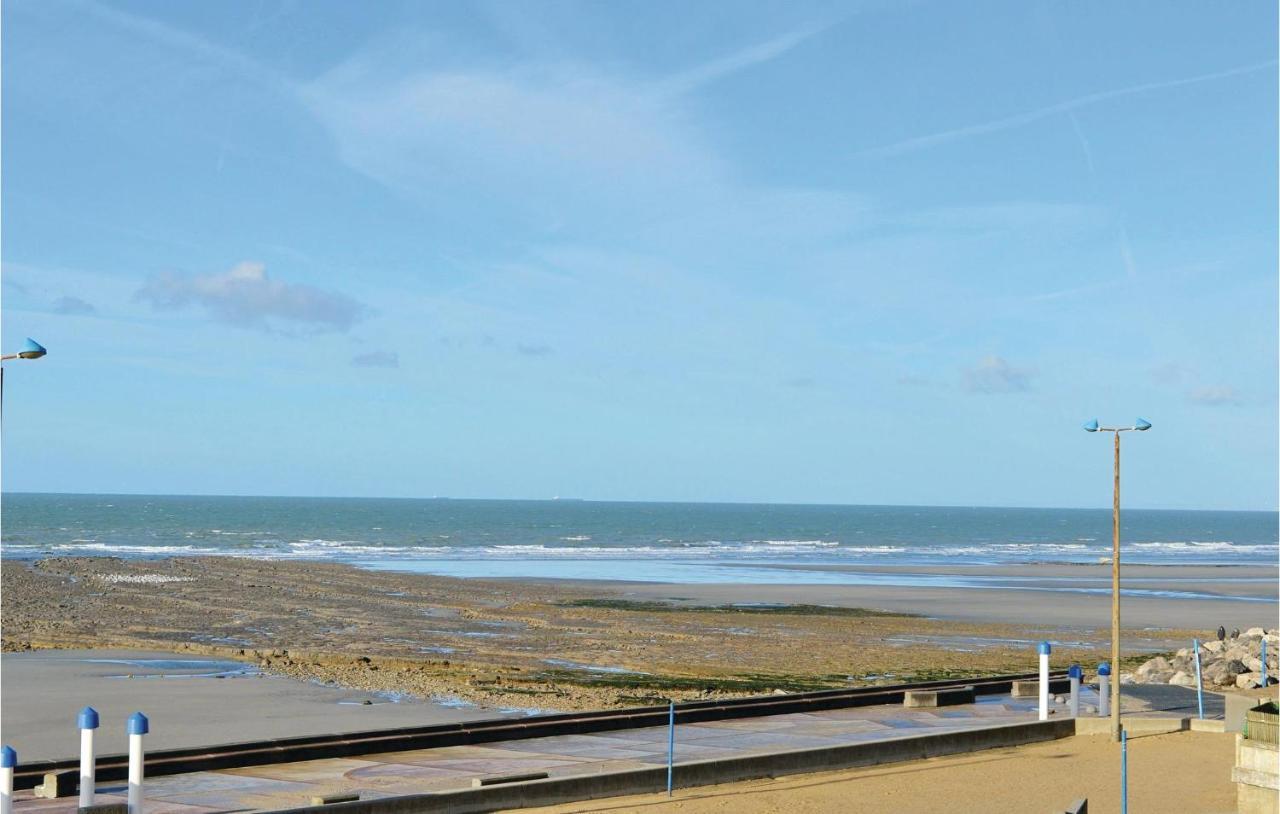 Awesome apartment in Wimereux with 1 Bedrooms Buitenkant foto